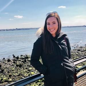 Meet your Posher, Claire